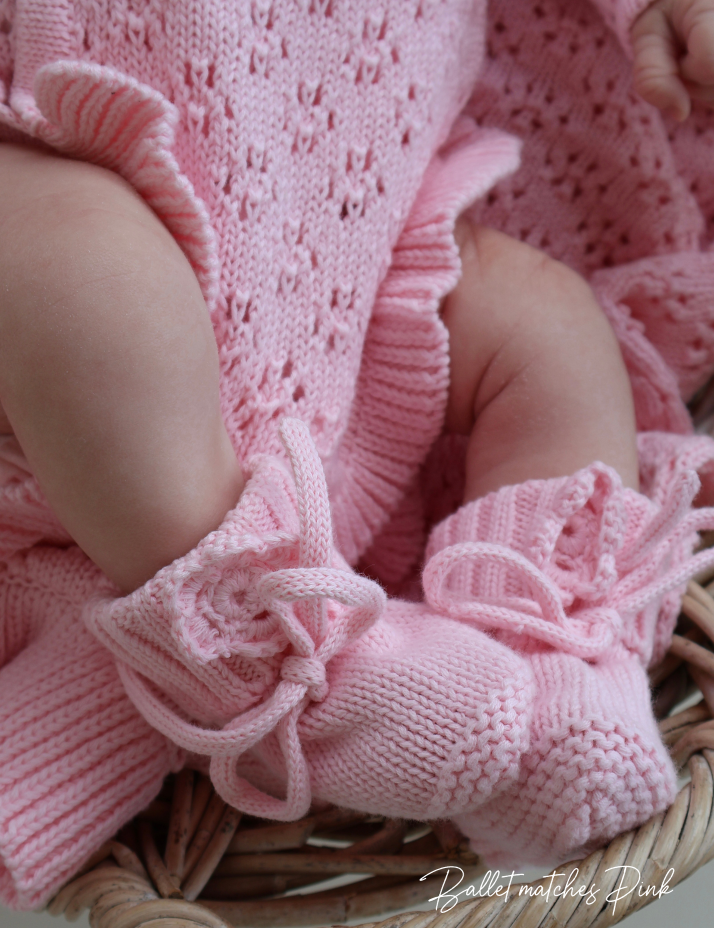 Signature Knit Booties