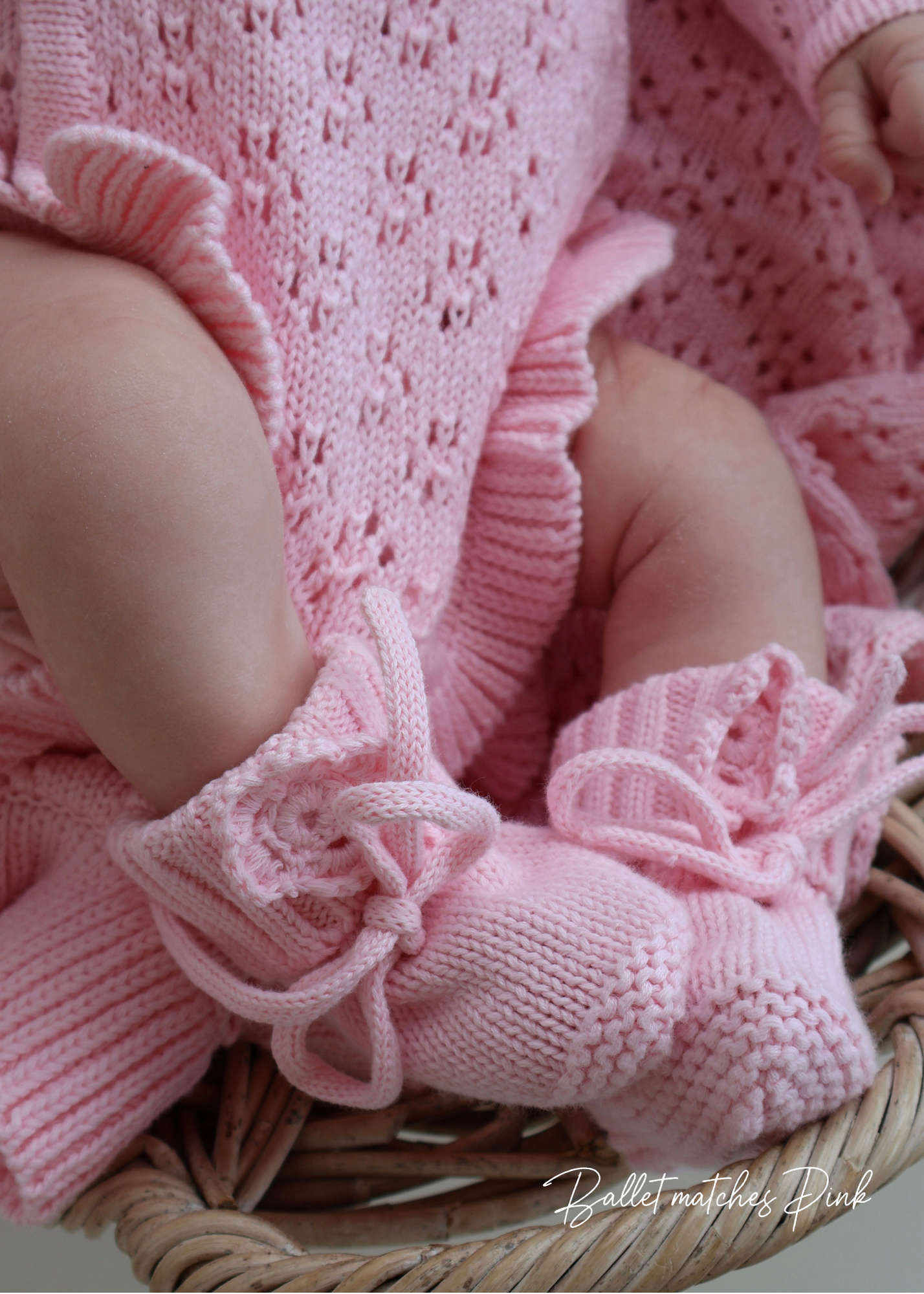 Signature Knit Booties