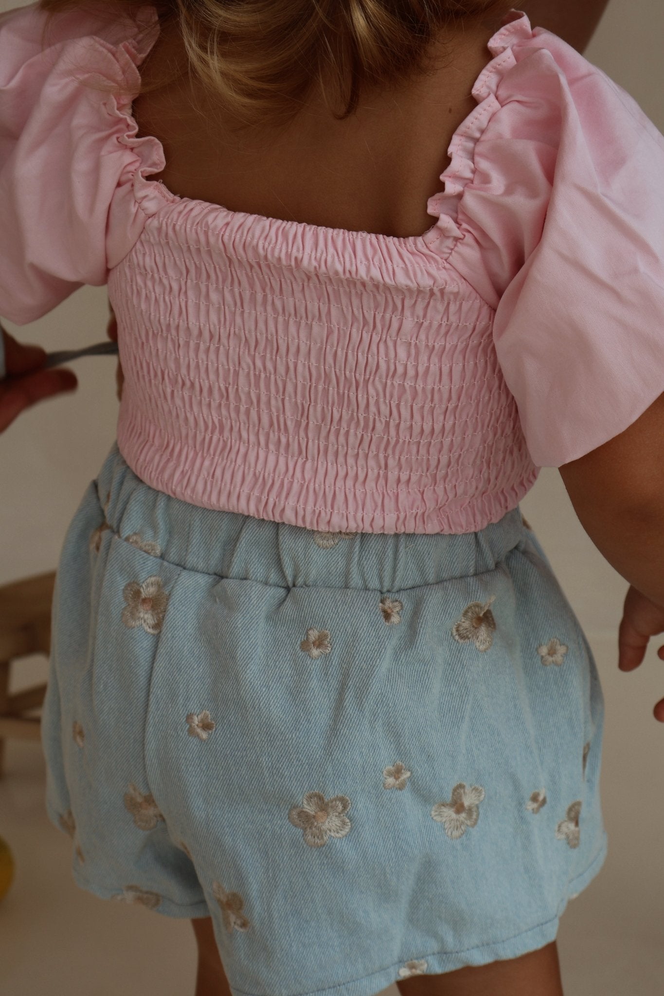 Petal Puff Crop