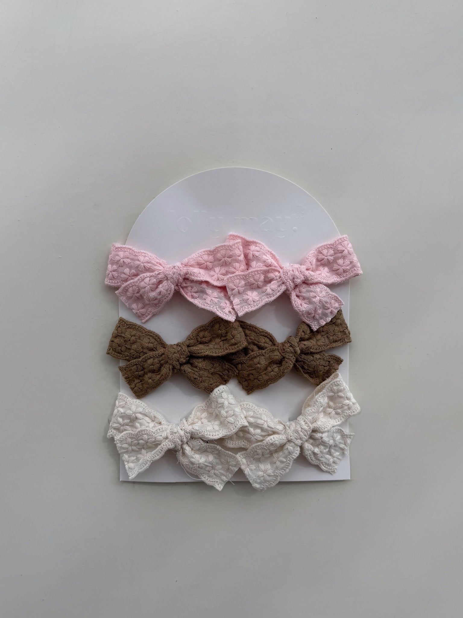 Trio Embroidered Piggy Clip Pack