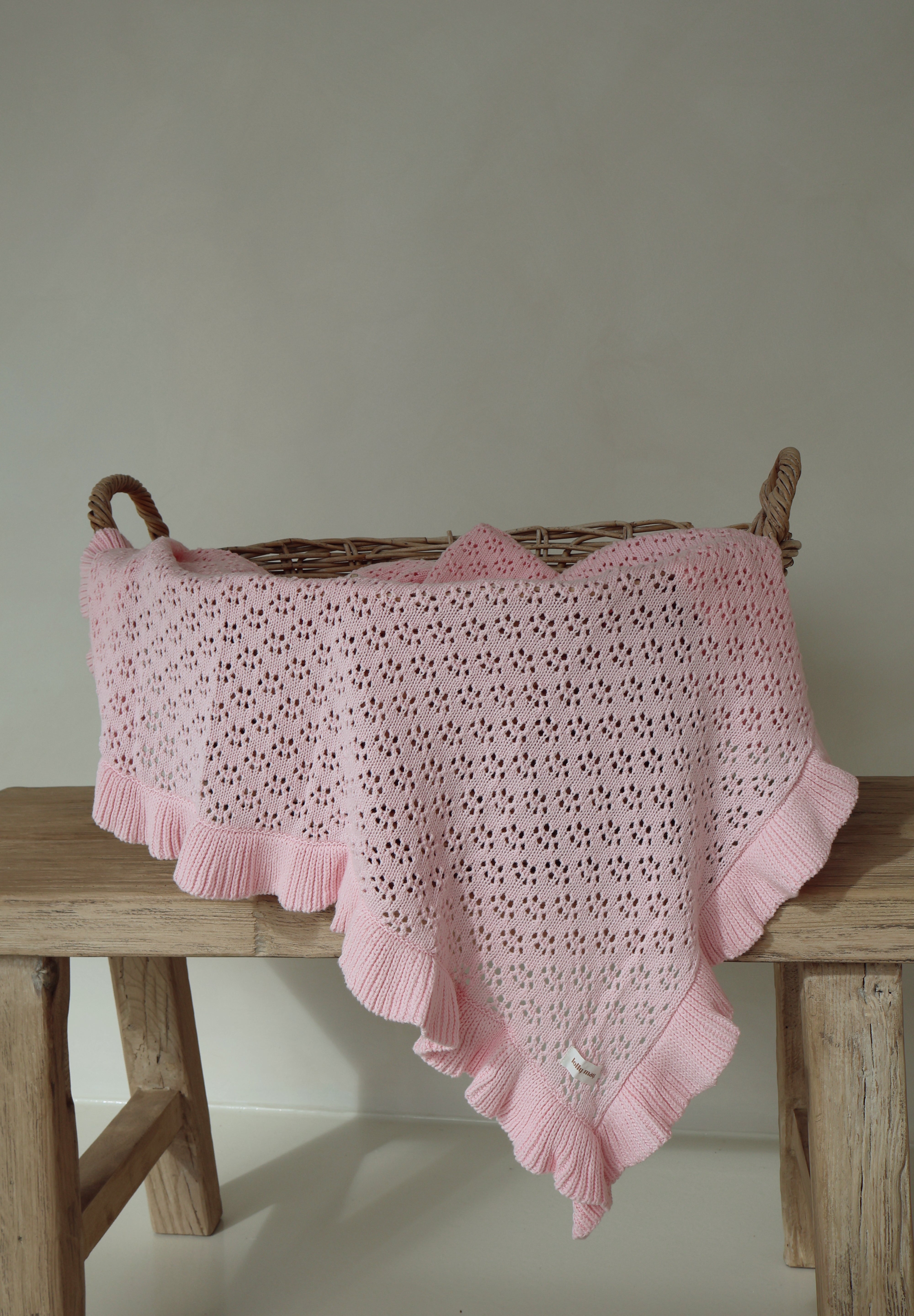 Signature Knit Frill Blanket