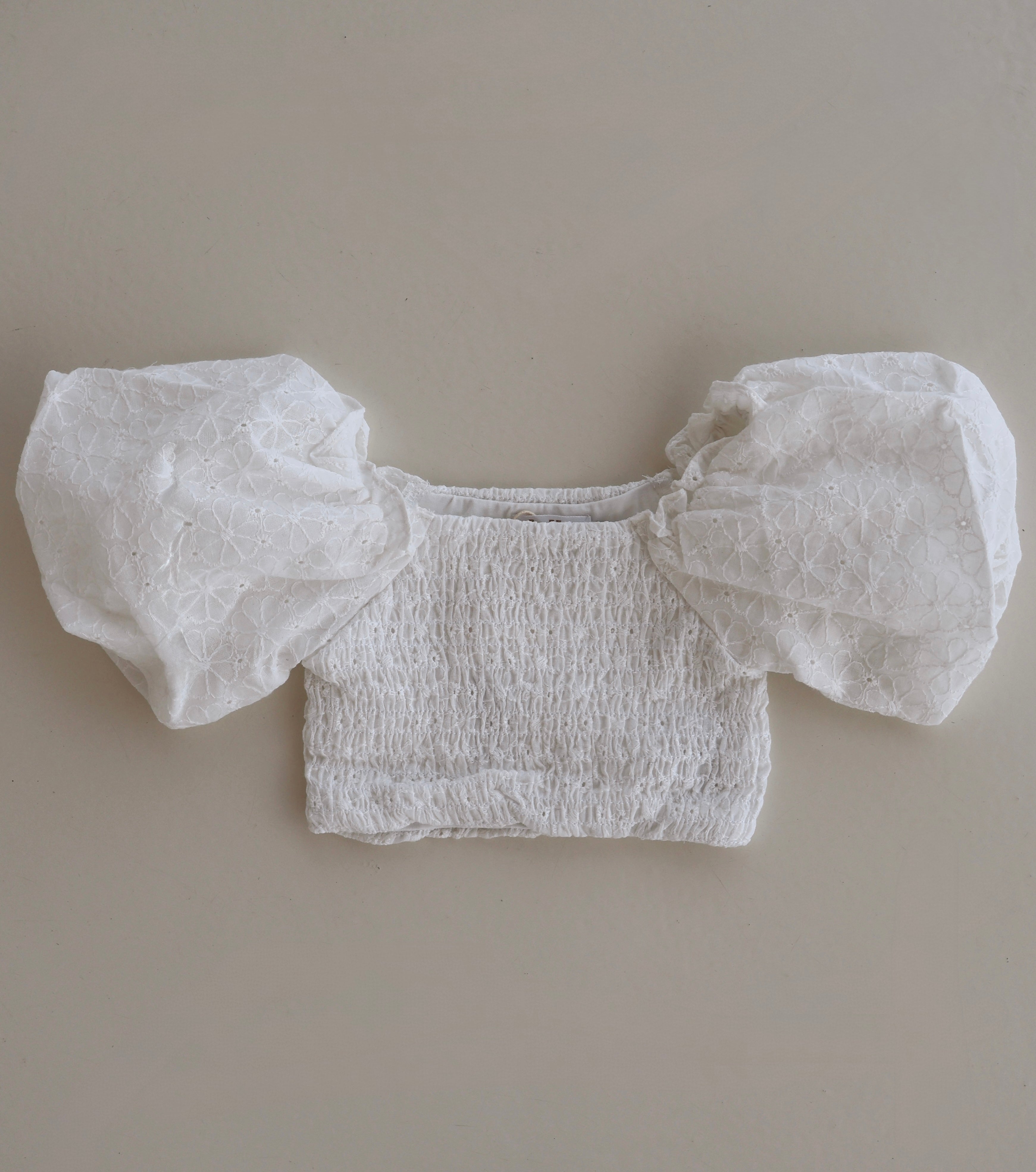 White Lace Puff Sleeve Crop