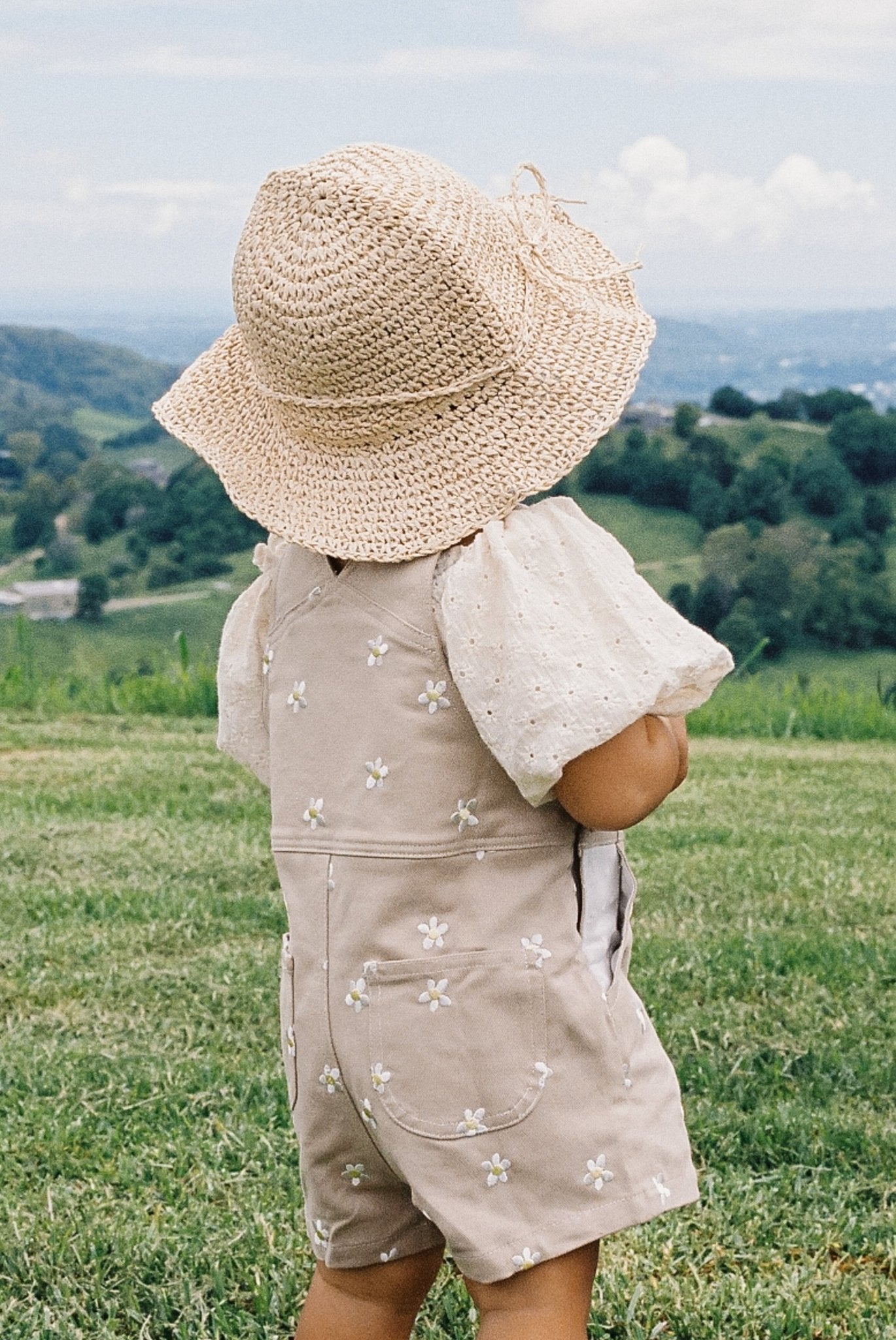 Daisy Lace Puff Sleeve Crop Top